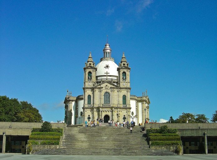 Sameiro Shrine: Devotion to the Virgin Mary at the Heart of Portugal