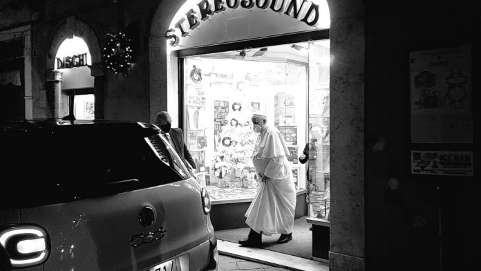 Pope Francis Leaves Vatican to Visit a Record Store