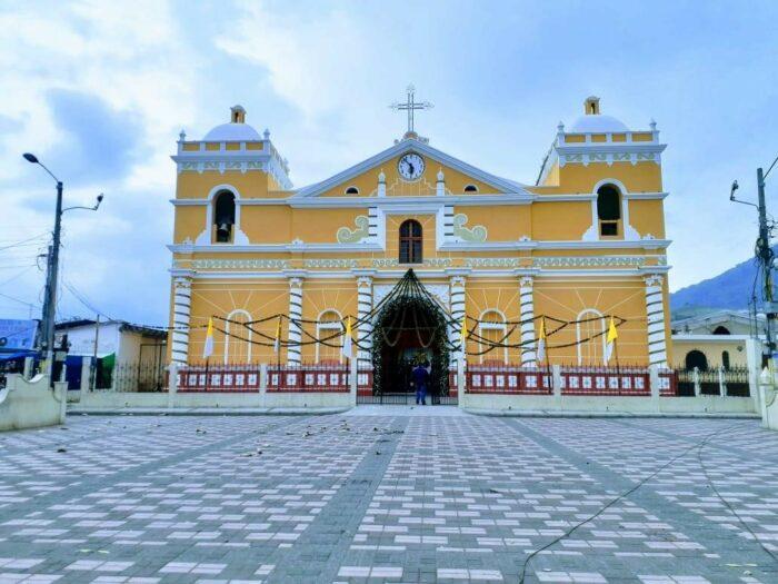 Historic Guatemalan Church Damaged by Earthquake