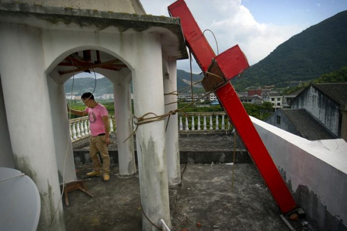 China: Church Ordered to Remove Crosses for ‘Safety’ Reasons