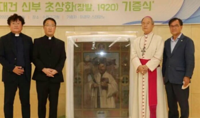 St. Andrew Kim's Centennial Painting Donated to Korean Catholic University