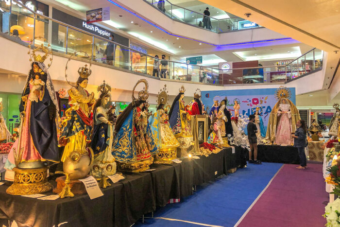 Philippines: Shopping Mall Organizes Exhibition with More Than 50 Images of Our Lady