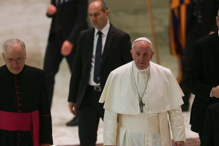 Pope Francis: Let Mary Teach You What to Do in the New Year