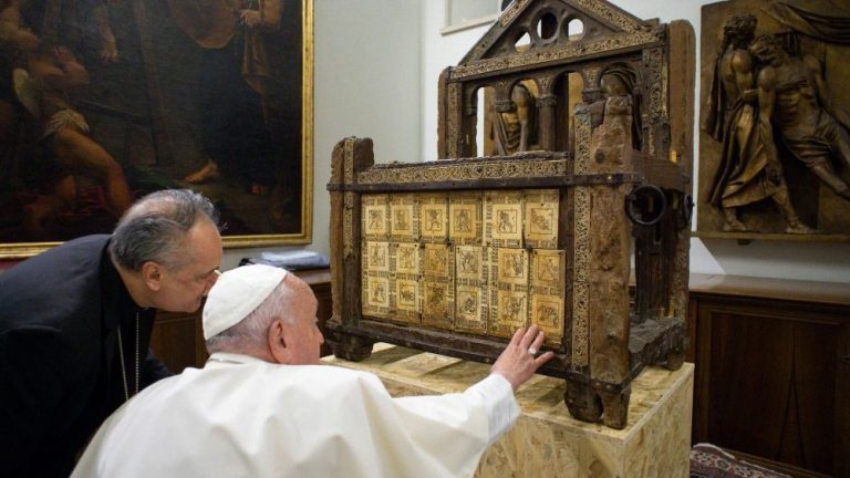 Relic of the Chair of St. Peter is venerated by Pope Francis